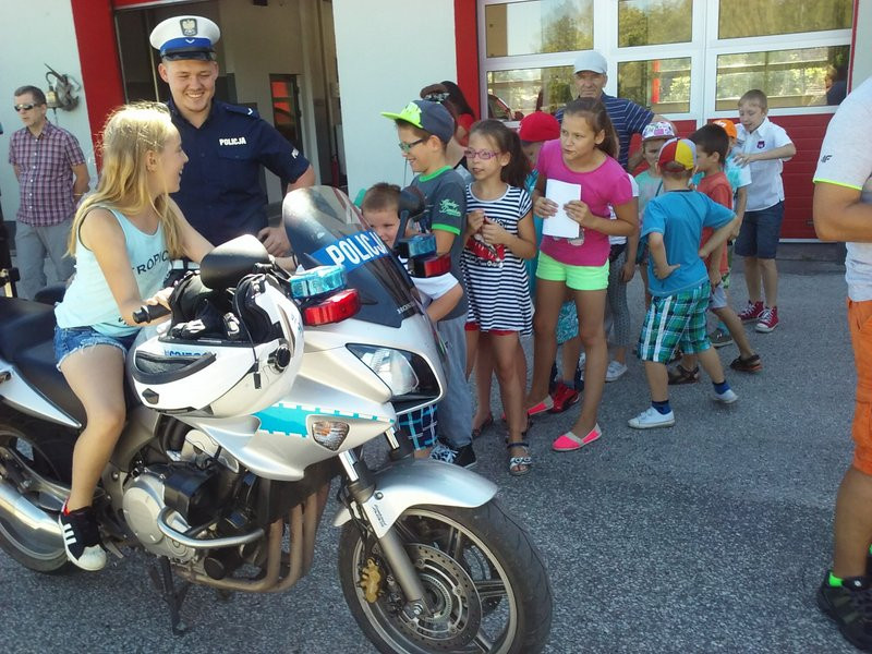 Wakacje z mundurowymi