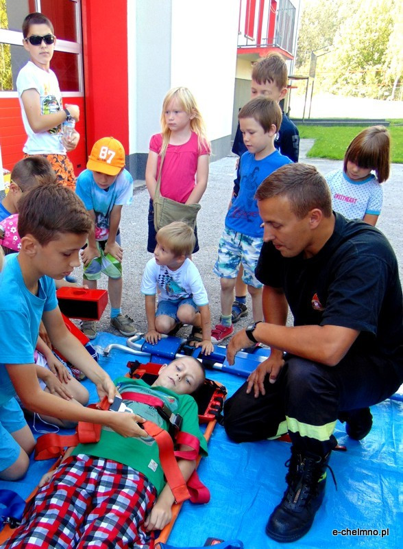 Wakacje z mundurowymi