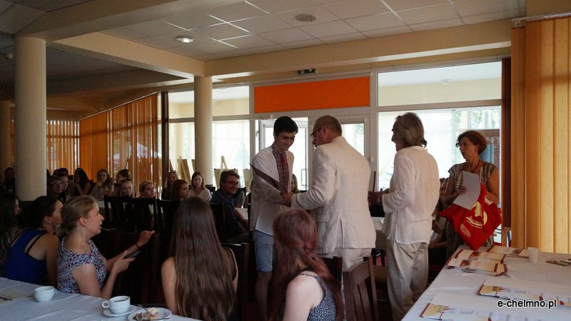 Zakończenie warsztatów plenerowych - rozdanie nagród