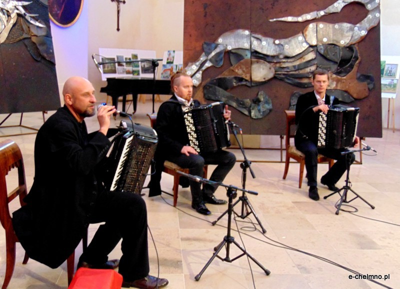Szalone akordeony na 9 Hills. MOTION TRIO zakończyło festiwal w Chełmnie (film)