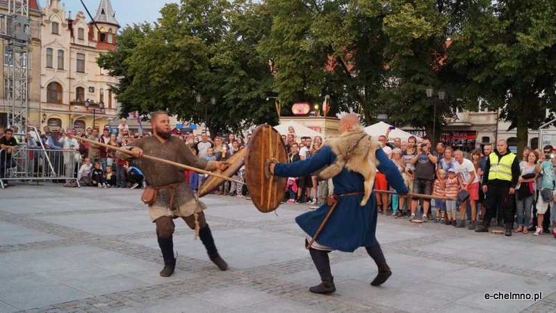 Droga przez Milenium ? 9 Hills Festival (film)