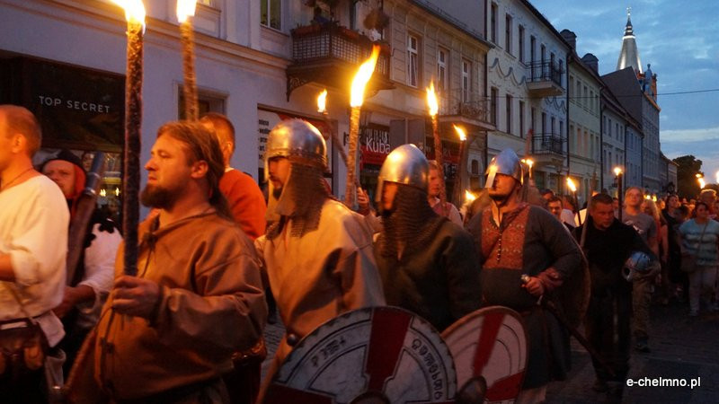 Droga przez Milenium ? 9 Hills Festival (film)