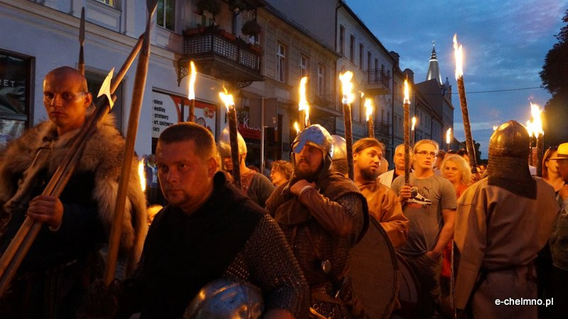 Droga przez Milenium ? 9 Hills Festival (film)