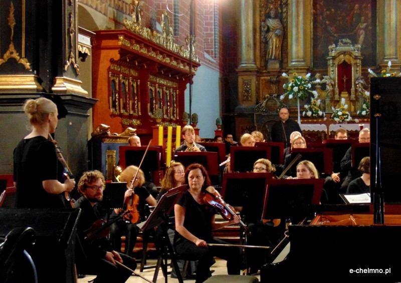 Paderewski Piano Academy ? młodzi wirtuozi w kościele pw. WNMP Fara