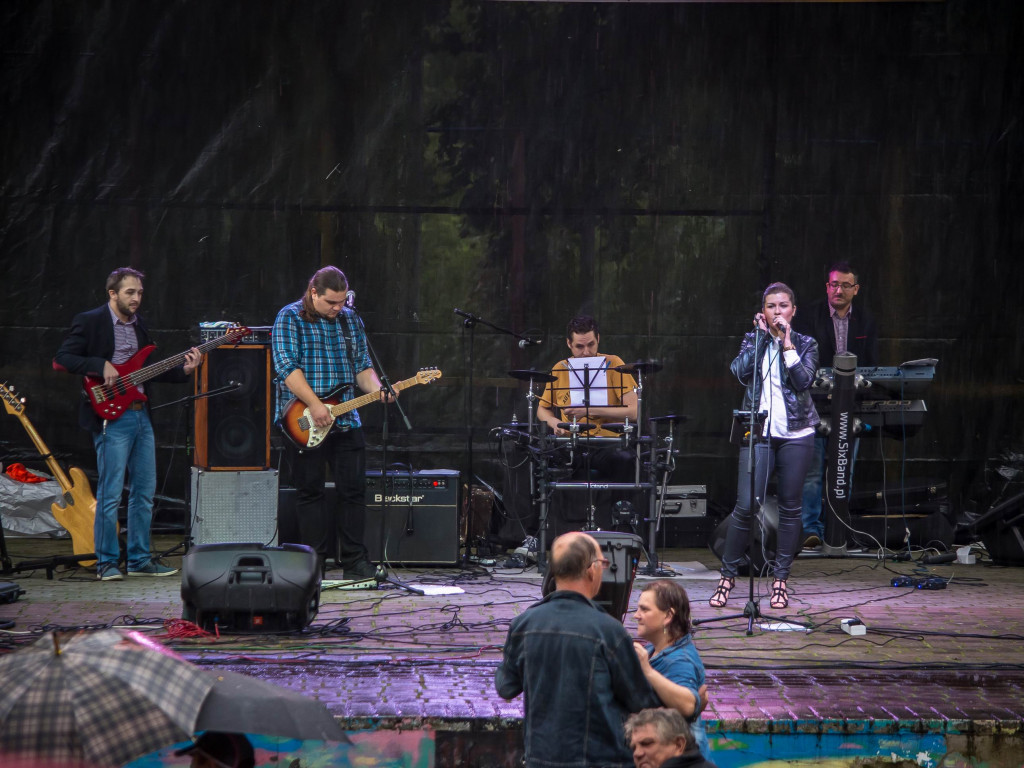 ?XX Festiwal Piosenki Biesiadnej i Regionalnej? pn. ?ZATAŃCZMY RAZEM W MIEŚCIE ZAKOCHANYCH?