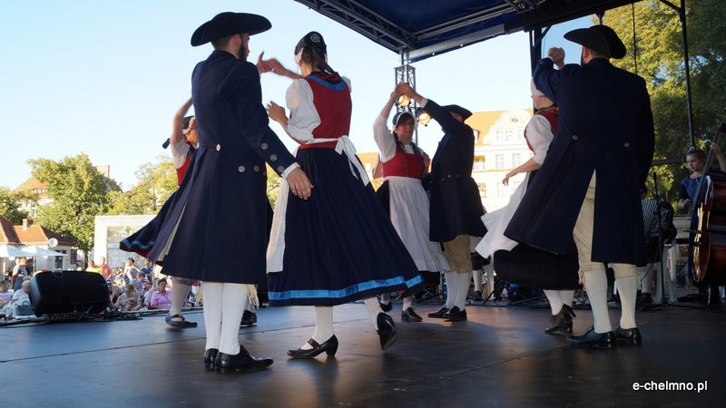 Światowy Festiwal Folkloru ?Fathers? Village?