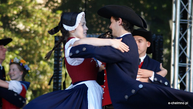 Światowy Festiwal Folkloru ?Fathers? Village?