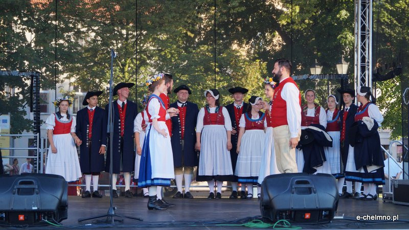 Światowy Festiwal Folkloru ?Fathers? Village?