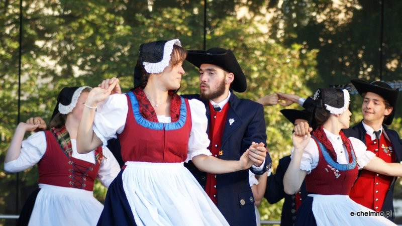 Światowy Festiwal Folkloru ?Fathers? Village?