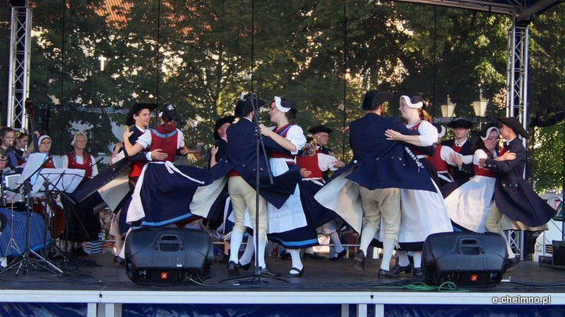 Światowy Festiwal Folkloru ?Fathers? Village?