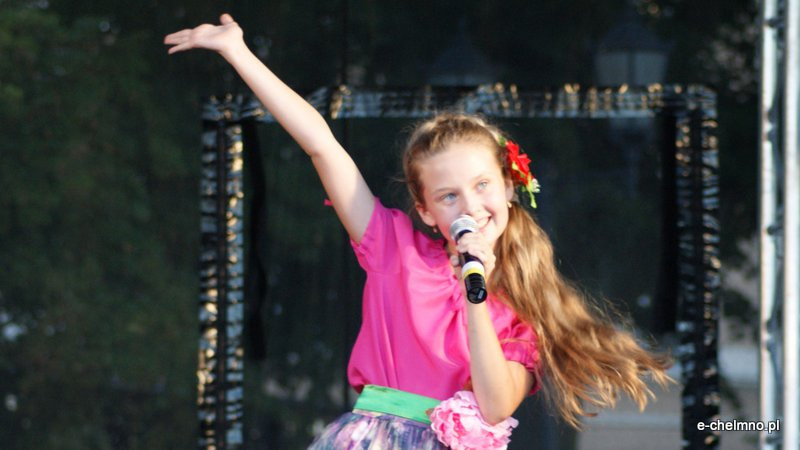 Światowy Festiwal Folkloru ?Fathers? Village?