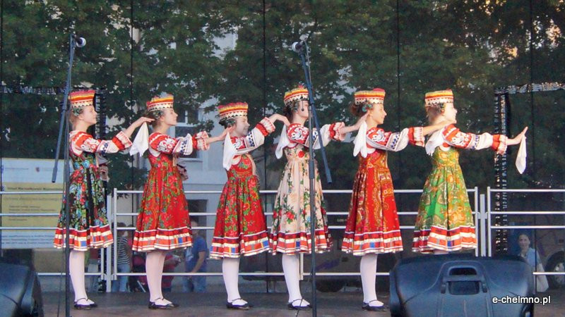 Światowy Festiwal Folkloru ?Fathers? Village?