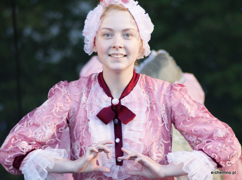 Światowy Festiwal Folkloru ?Fathers? Village?