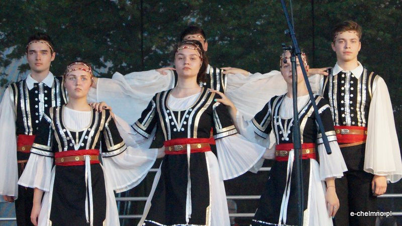 Światowy Festiwal Folkloru ?Fathers? Village?