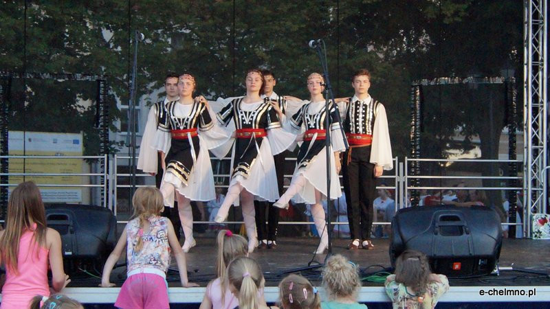 Światowy Festiwal Folkloru ?Fathers? Village?