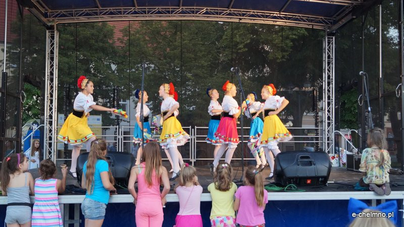 Światowy Festiwal Folkloru ?Fathers? Village?