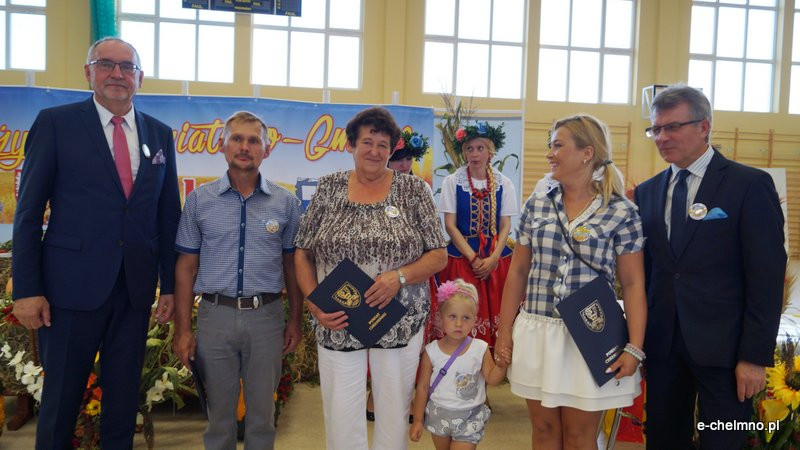 Gminno-powiatowe dożynki w Stolnie