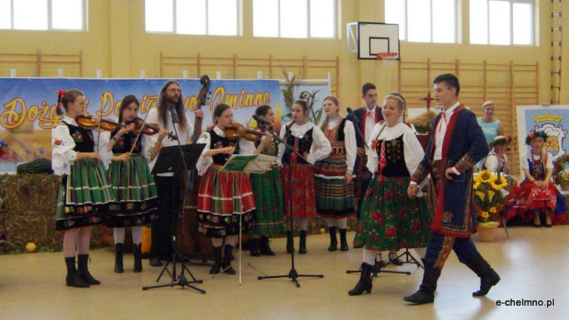 Gminno-powiatowe dożynki w Stolnie