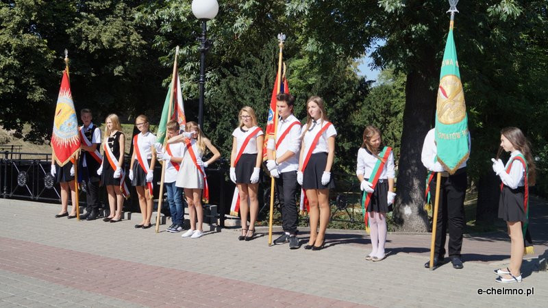 Uroczysta zbiórka przy Pomniku Nieznanego Żołnierza