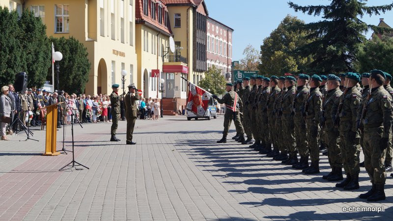 Uroczysta zbiórka przy Pomniku Nieznanego Żołnierza