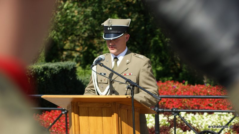 Uroczysta zbiórka przy Pomniku Nieznanego Żołnierza