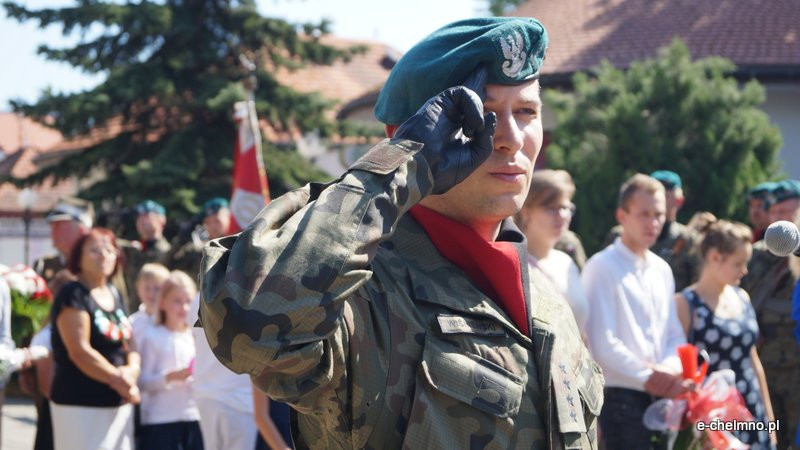 Uroczysta zbiórka przy Pomniku Nieznanego Żołnierza