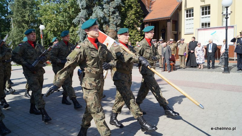 Uroczysta zbiórka przy Pomniku Nieznanego Żołnierza