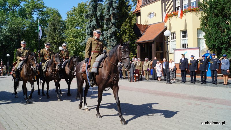 Uroczysta zbiórka przy Pomniku Nieznanego Żołnierza