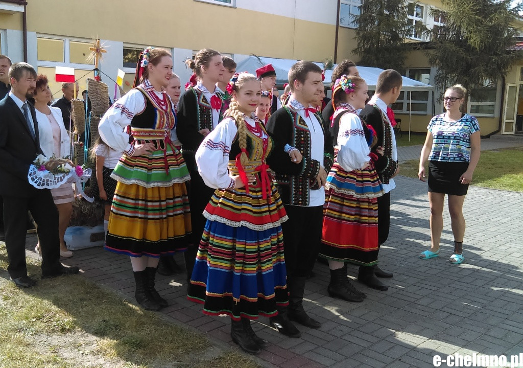 Dożynki w Małych Łunawach