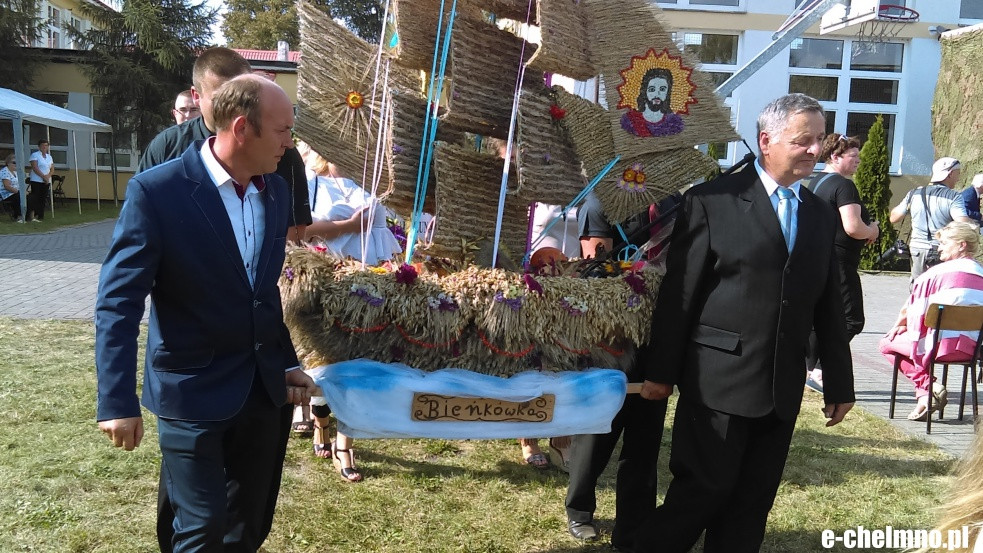 Dożynki w Małych Łunawach