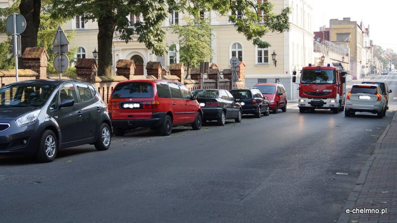 20 metrów bezmyślnego parkowania