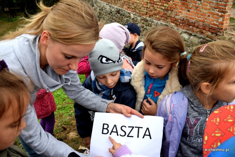 Dzień duchów i rycerzy, czyli pasowanie na przedszkolaka - starszaka