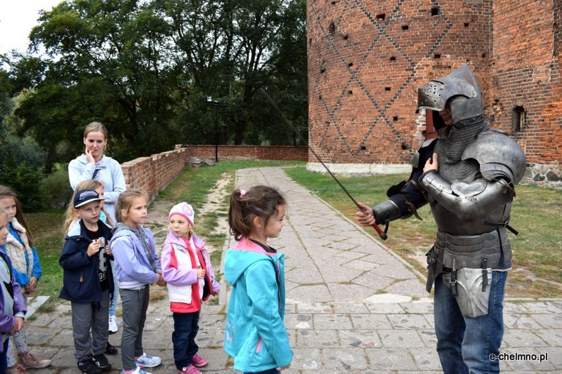 Dzień duchów i rycerzy, czyli pasowanie na przedszkolaka - starszaka
