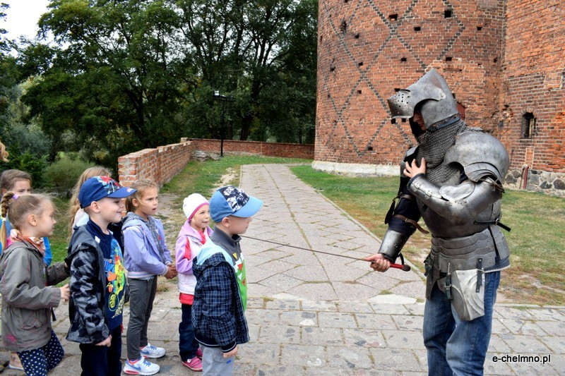 Dzień duchów i rycerzy, czyli pasowanie na przedszkolaka - starszaka