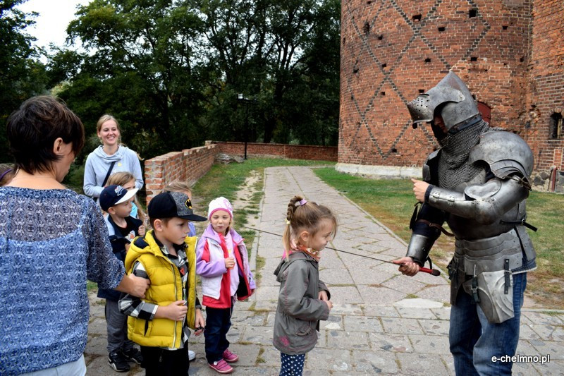 Dzień duchów i rycerzy, czyli pasowanie na przedszkolaka - starszaka