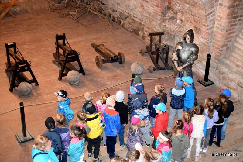 Dzień duchów i rycerzy, czyli pasowanie na przedszkolaka - starszaka