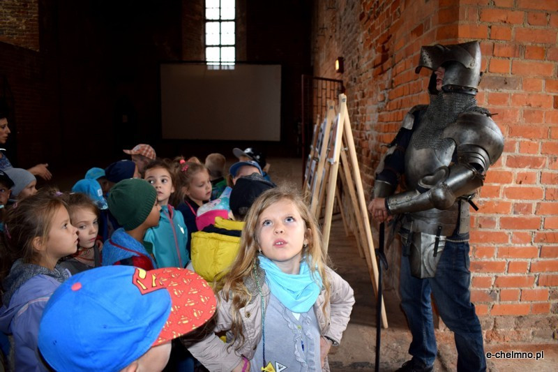 Dzień duchów i rycerzy, czyli pasowanie na przedszkolaka - starszaka