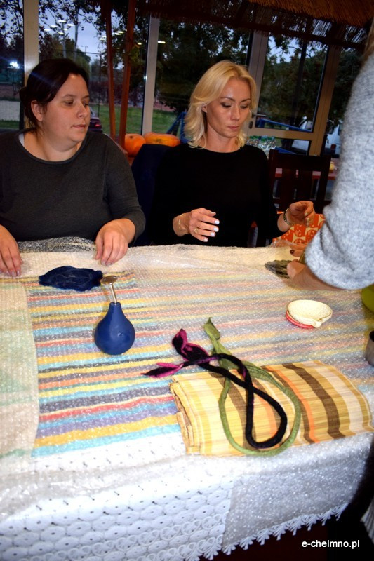 Warsztaty artystyczne - filcowanie na mokro