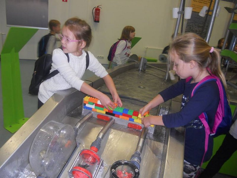 Dzieciaki kontra zębowe robaki