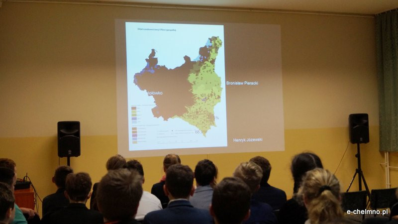 By pamiętać, trzeba wiedzieć? Zbrodnia Wołyńska