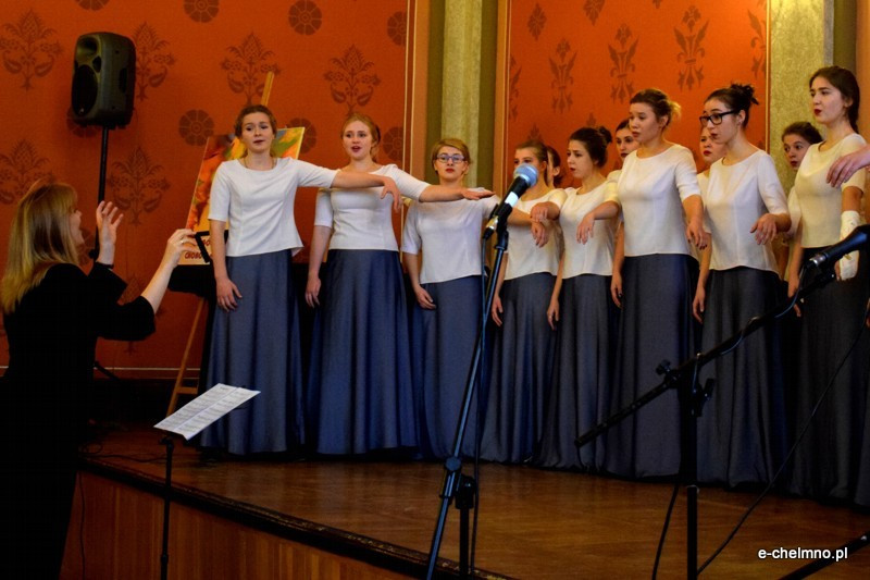 VIII Ogólnopolski Turniej Chórów o Kryształowe Serce Chełmińskiej Jesieni - relacja z konkursu i wręczenia nagród