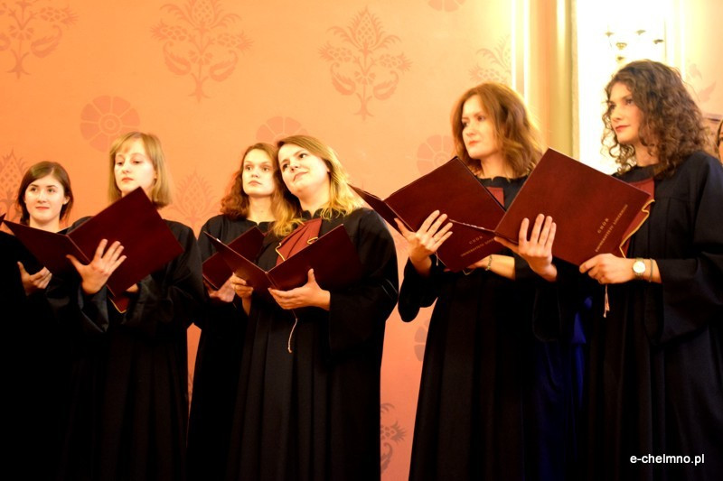 VIII Ogólnopolski Turniej Chórów o Kryształowe Serce Chełmińskiej Jesieni - relacja z konkursu i wręczenia nagród