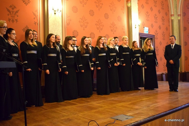 VIII Ogólnopolski Turniej Chórów o Kryształowe Serce Chełmińskiej Jesieni - relacja z konkursu i wręczenia nagród
