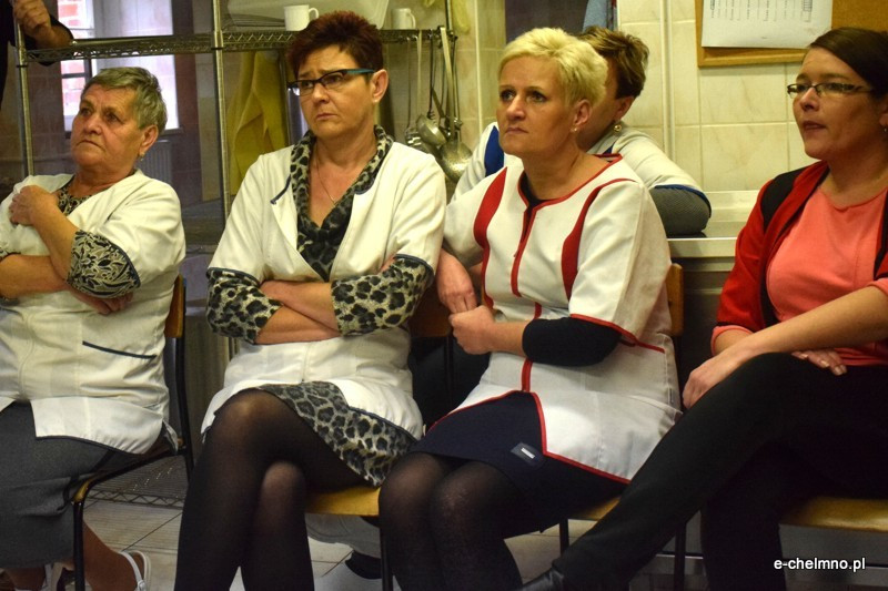 Prezentacja możliwości pieca konwekcyjno-parowego w stołówce Szkoły Podstawowej nr 2