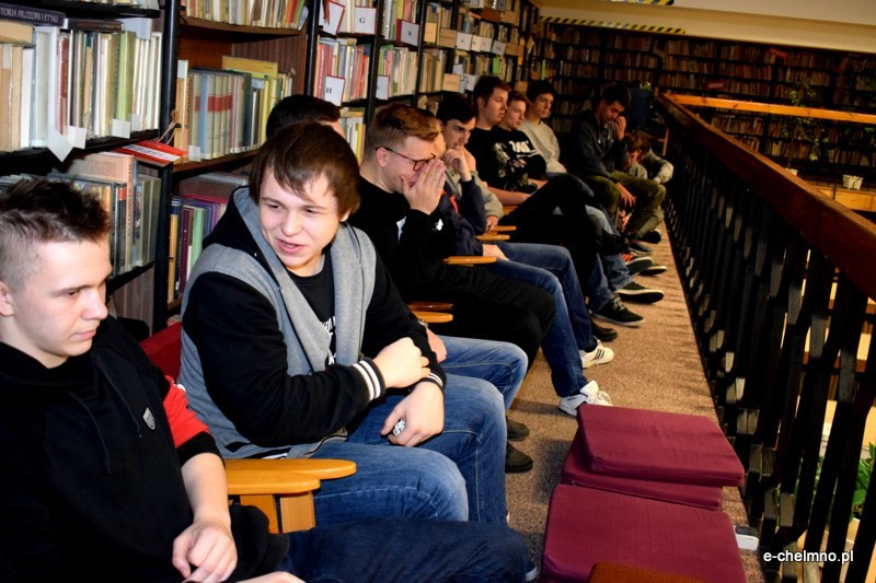 Krzysztof Piersa i jego poradnik 