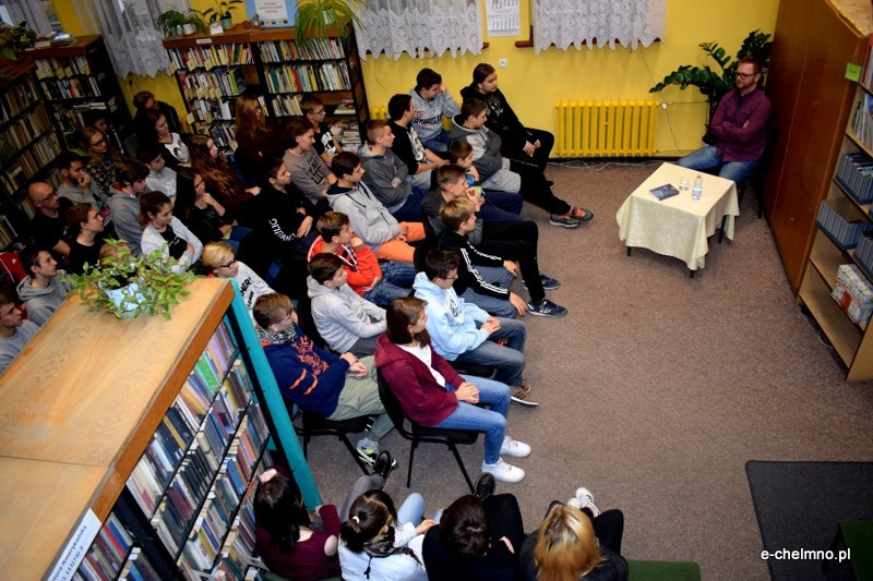 Krzysztof Piersa i jego poradnik 