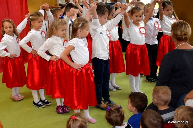 Tu wszędzie jest moja Ojczyzna - obchody Narodowego Święta Niepodległości w Przedszkolu 