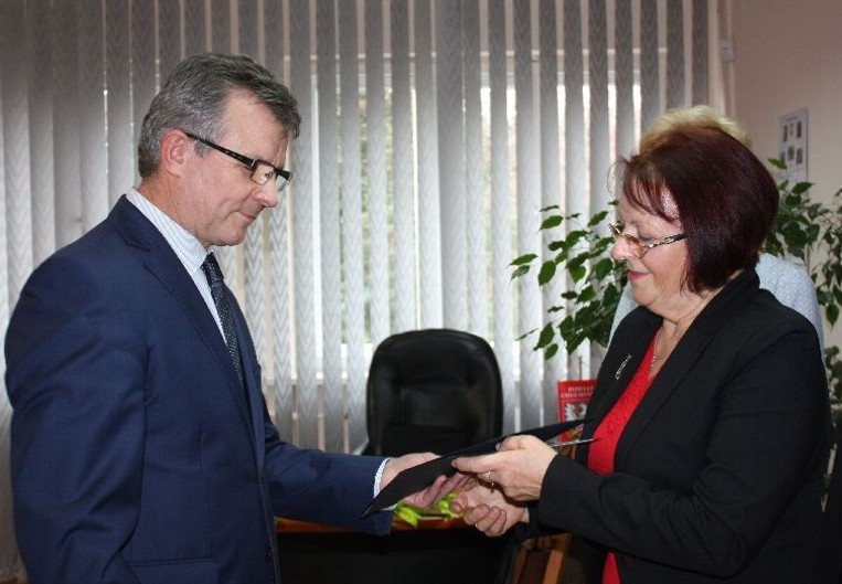 Nagrodzeni za pomoc społeczną