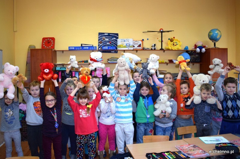 25 listopada - Światowy Dzień Pluszowego Misia w Szkole Podstawowej nr 2