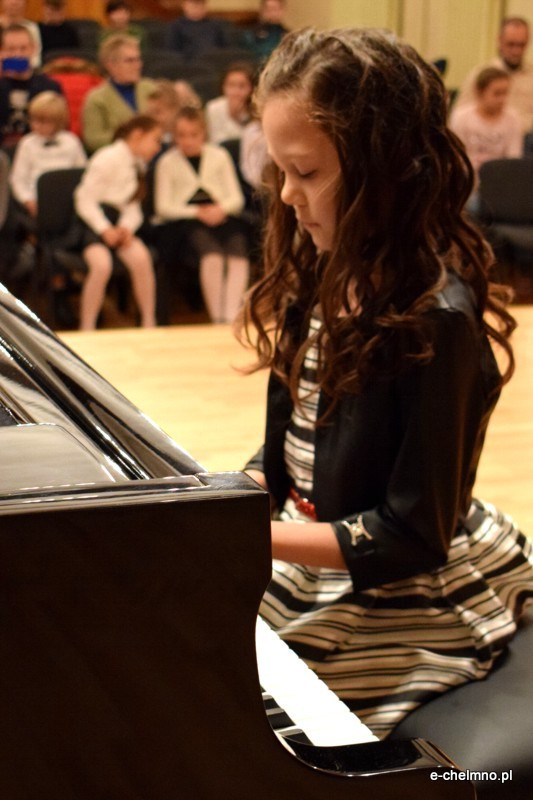 Koncert uczniów sekcji fortepianu w Państwowej Szkole Muzycznej